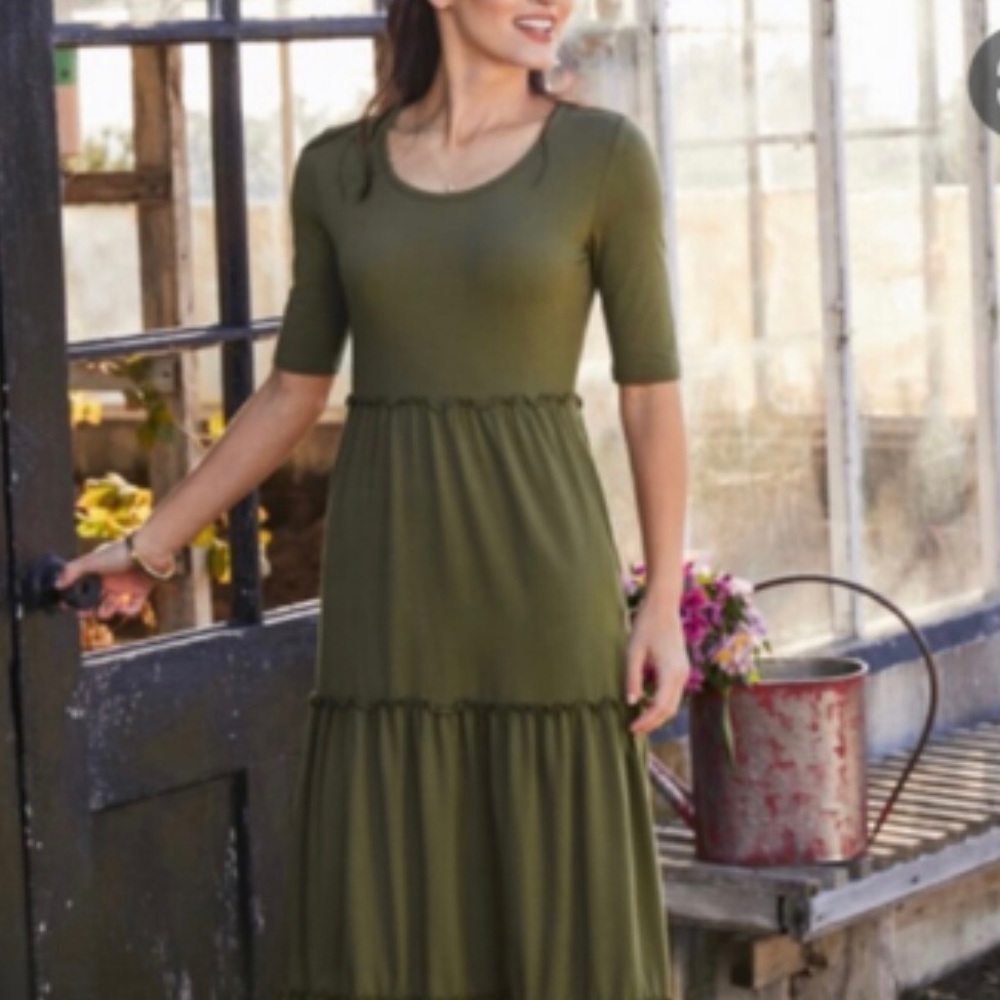 Matilda Jane Green Tiered Dress Size XS  NWT